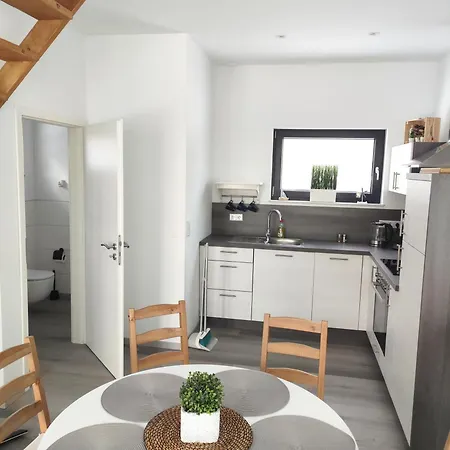 Mila 70qm Bis 5 Gaeste Mit Fass-sauna, Whirlpool April Bis Oktober, 75qm Terrasse Und Eingezaeunten Garten Haustiere Willkommen * Sieroslaw (Kamien)