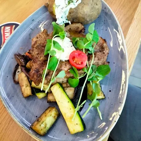 Mila 70qm Bis 5 Gaeste Mit Fass-sauna, Whirlpool April Bis Oktober, 75qm Terrasse Und Eingezaeunten Garten Haustiere Willkommen