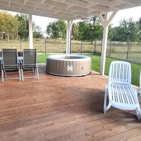 Σπίτι διακοπών Mila 70qm Bis 5 Gaeste Mit Fass-sauna, Whirlpool April Bis Oktober, 75qm Terrasse Und Eingezaeunten Garten Haustiere Willkommen *