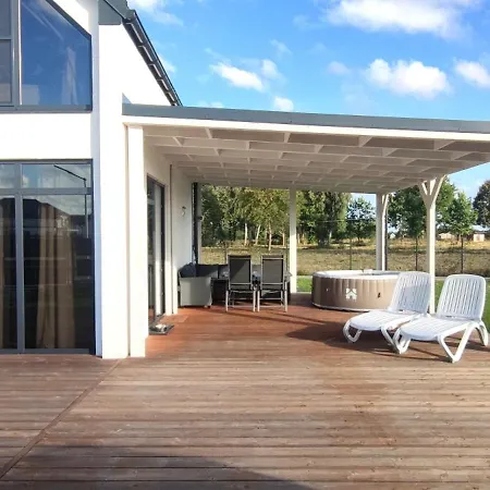 Mila 70qm Bis 5 Gaeste Mit Fass-sauna, Whirlpool April Bis Oktober, 75qm Terrasse Und Eingezaeunten Garten Haustiere Willkommen Hébergement de vacances *