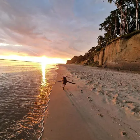 Mila 70qm Bis 5 Gaeste Mit Fass-sauna, Whirlpool April Bis Oktober, 75qm Terrasse Und Eingezaeunten Garten Haustiere Willkommen * Sieroslaw (Kamien)